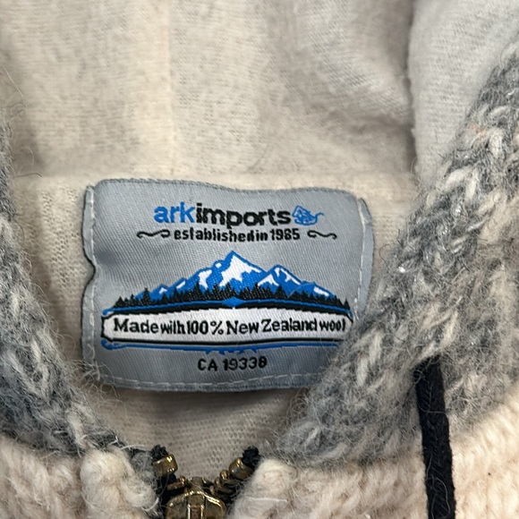 100% Wool Jacket - Picture 4 of 12